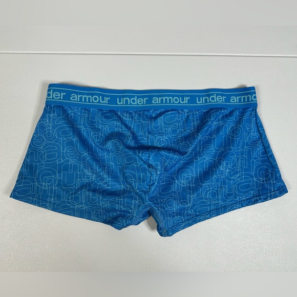 Under Armour Compression Athletic Shorts - Picture 3 of 4